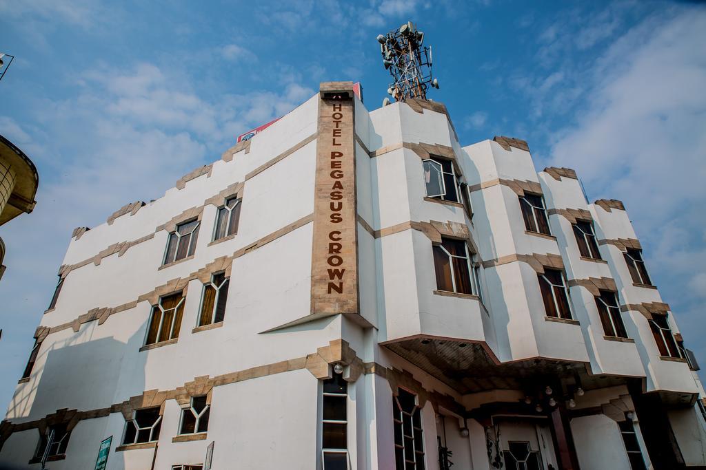 Hotel Pegasus Crown Shillong Esterno foto